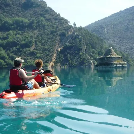 Cosy House + Mountain View